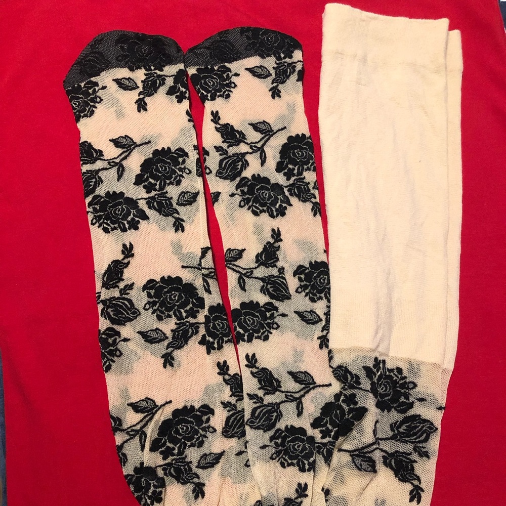 Rose tights